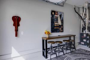 Music City Home Four Bedrooms Four Bathrooms Stunning Rooftop