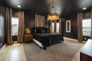 Nations Elegance Rooftop And Private Patio