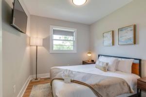 Ultra Relaxing and Fun Historic Franklin Bungalow