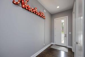 Southside Extraordinaire Walk to Gulch Lux Four Bedroom