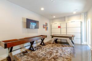 Music City Hangout with Rooftop Views and Game Room