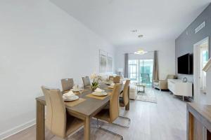 5BR Retreat with Private Pool Near Disney and More