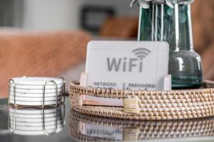 Mid-Century Modern Retreat in Little Italy