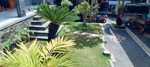 Kubu Telaga Guest House