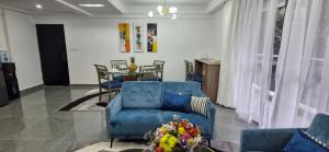 Stylish 2 Bedroom Serviced Apartment with Study, Your Urban Retreat