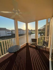 Cherry Grove 1BR screened porch 2nd Floor view