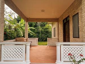 Casa Carmencita Cebu - Ocean and garden villa in Asturias, Cebu