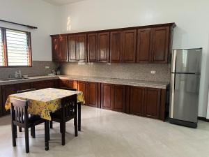 Casa Carmencita Cebu - Ocean and garden villa in Asturias, Cebu