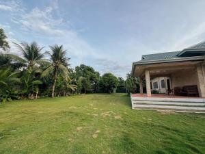 Casa Carmencita Cebu - Ocean and garden villa in Asturias, Cebu