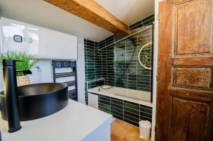 Charmant T2 au Cœur dAjaccio - Parking & AC