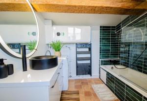 Charmant T2 au Cœur dAjaccio - Parking & AC