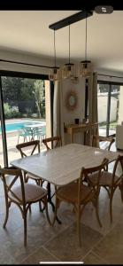 Bastide 3 chambres 6personnes avec piscine sur Aix en Provence