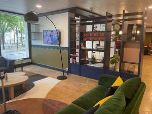 ApparthotelParisDefenseArenaElyseeEiffel