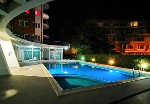 Luisa Lux Apartment - Sat Vacanta