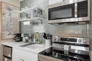 Charming & Stylish Tempe Studio