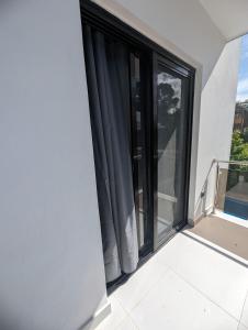 2-bedroom apartment with 24h electricity and private parking