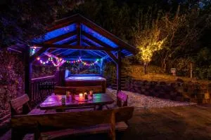 Tiltott Rengeteg Vendégház - 巴拉顿菲兹弗