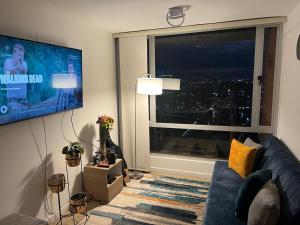 Habitación con vista de la ciudad en Fontibón