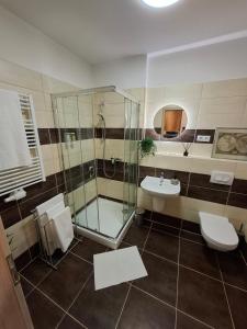 Spirit of Corvin Apartment - Fast airport access 15-20 minutes by taxi