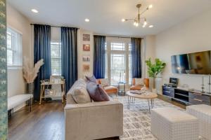 The Ultimate Double Rooftop Deck with Skyline Views