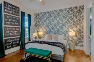 Big Spectacular Townhome Giant Covered Patio