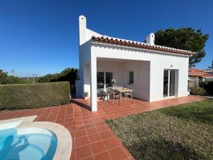 Casa Colina, walking distance to Arrifana Beach