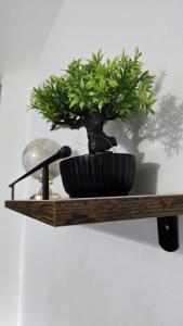 Cozy Home, Sleeps 4,Only 7mins from CENTRE, Parking, WIFI & Netflix