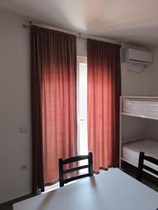 Miqesia 1 - Ubytování bez kategorie ve městě Shëngjin