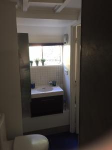 Charming Studio on House Boat