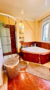 Villas Maison spacieuse a Chelles : photos des chambres