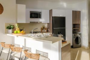 Grand Marina -Sauna-Pool-BBQ-3xTV