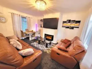 3 bedroom deals in Nottingham - 伊斯特伍德