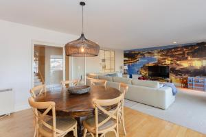 Local 167 - Oporto View House