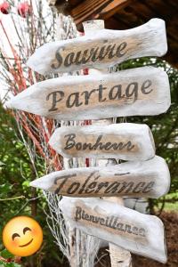 Sejours chez l'habitant Monts repos! : photos des chambres