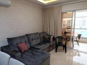 Falcão 100 mts praia de Bombas