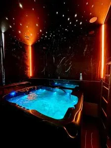 Logement privé avec Jacuzzi haut de gamme ! près de l'Aéroport de Charleroi - Châtelet