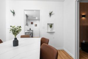 Bakersfield Sunset Stay