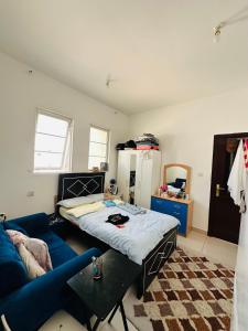 Studio in Villa Fully Furnished Private Kitchen, Bathroom