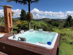 Finca Villa Palmeras en Rionegro Aeropuerto JMC