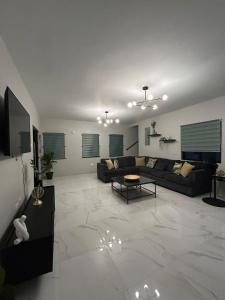 Cardinal Lookout Villa close to the beach - Ubytování bez kategorie ve městě Falmouth