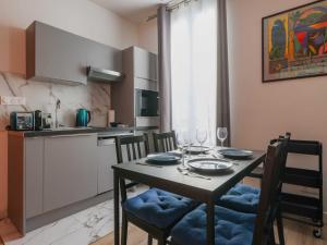 Comfortable apt - 1BD 3P - Near Belleville Nation