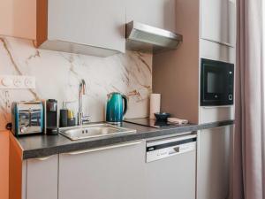 Comfortable apt - 1BD 3P - Near Belleville Nation