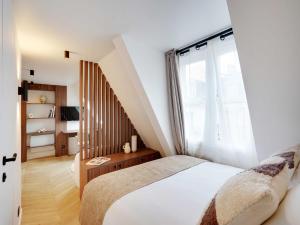 Cosy and modern studio - 2P - Saint Lazare 8eme
