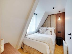 Cosy and modern studio - 2P - Saint Lazare 8eme