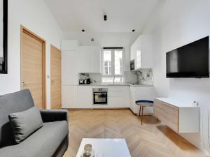 Elegant flat near Champs-Élysées