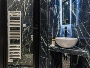 Charming Apartment - 1BR- 2P- Ternes