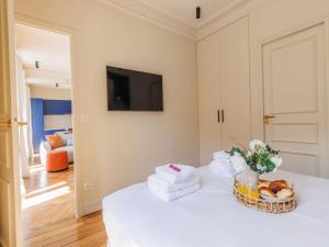 Charming apartment - 3BDR 6P - St Germain des Prés - 4-Sterne-Hotels in Paris