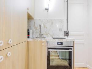 Modern studio -2P- near Montmartre