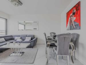 Modern Apt with Balcony - 1BD 4P- Levallois-Perret