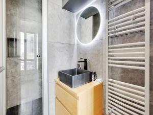 Charming studio for 2P - Parc Monceau